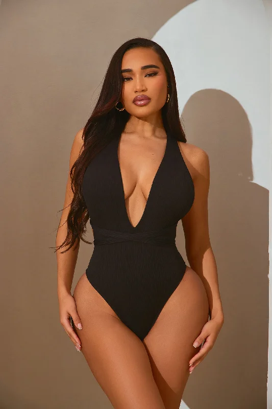 Tahlia Ribbed 1 Piece Swimsuit - Black